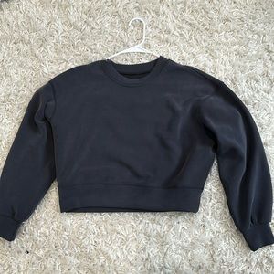 lululemon cropped crewneck